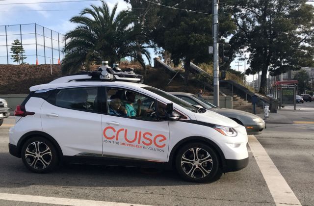 Ταξί χωρίς οδηγό: Η Cruise της General Motors ζητά άδεια στο Σαν Φρανσίσκο