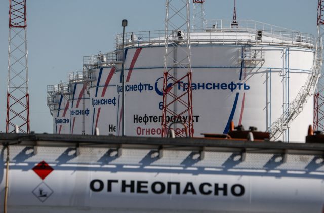 Πετρέλαιο: Κατρακυλούν οι εξαγωγές της Ρωσίας μέσω Βαλτικής μετά από πλαφόν και εμπάργκο
