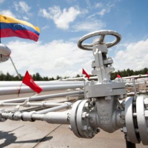 Τι σημαίνει η αμερικάνικη στρατιωτική επέμβαση στη Βενεζουέλα για τον ενεργειακό τομέα
