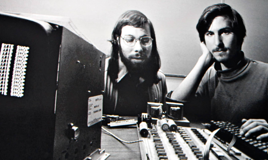 Apple-1: Πωλείται το «Άγιο Δισκοπότηρο» των συλλεκτών vintage ηλεκτρονικών