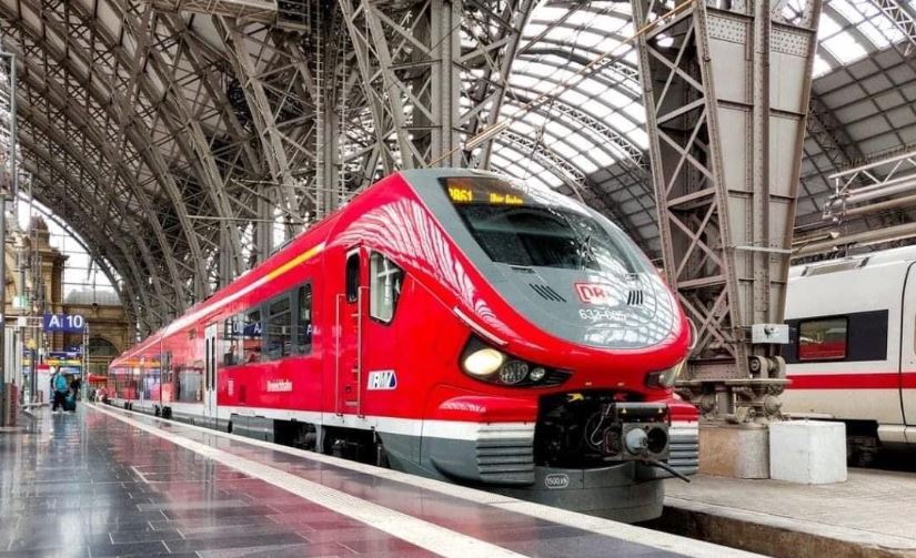 Γερμανία: Το φθηνό μηνιαίο εισιτήριο προκάλεσε… χάος στα τρένα