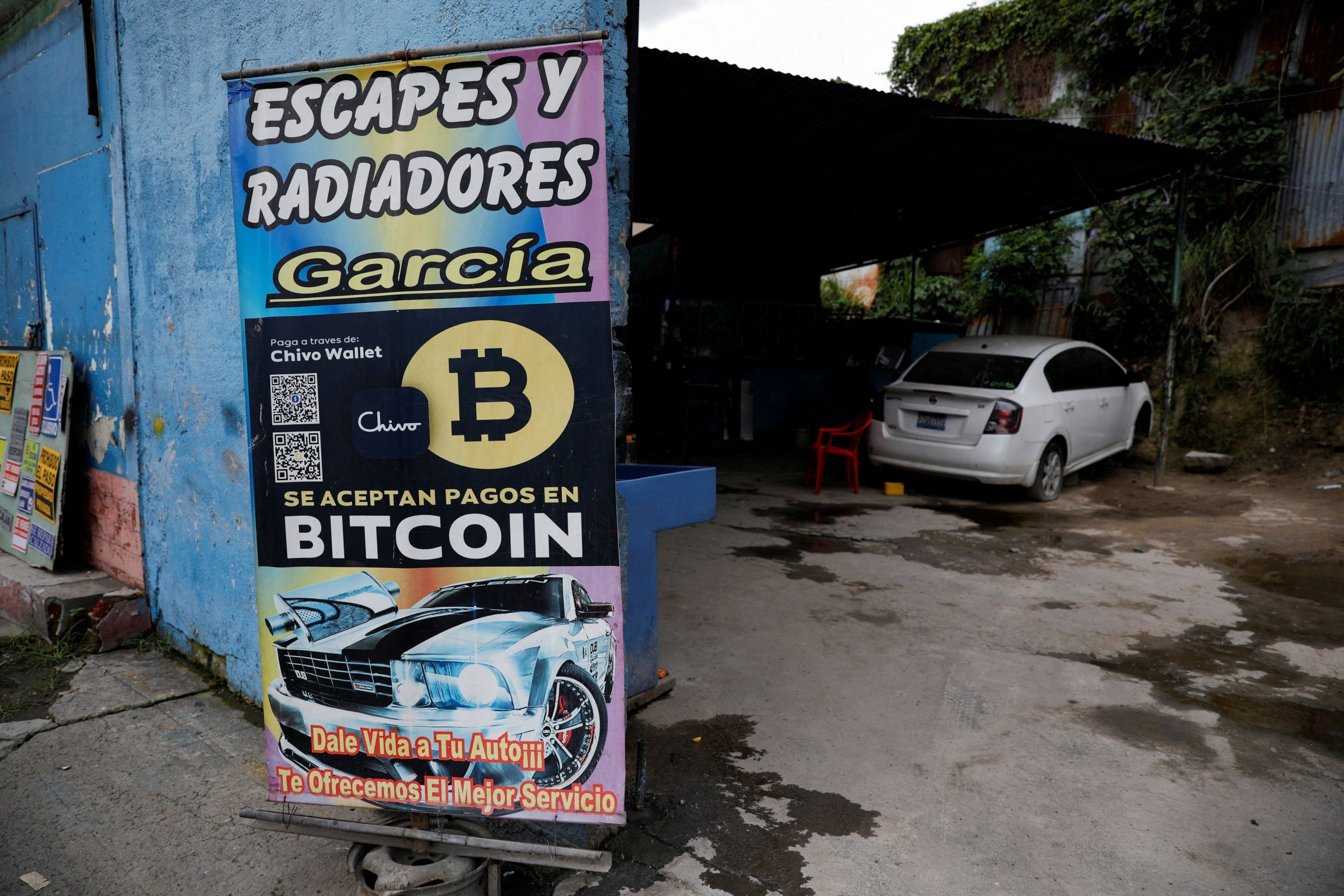 Ελ Σαλβαδόρ: Το πείραμα με το bitcoin φέρνει τη χώρα πιο κοντά στη χρεοκοπία