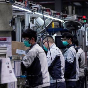 Κίνα: Επιβράδυνση της επιχειρηματικής δραστηριότητας τον Μάιο