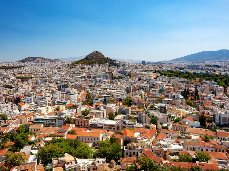 Economist: Ποιες είναι οι καλύτερες πόλεις για να ζει κανείς – Σε ποια θέση βρίσκεται η Αθήνα