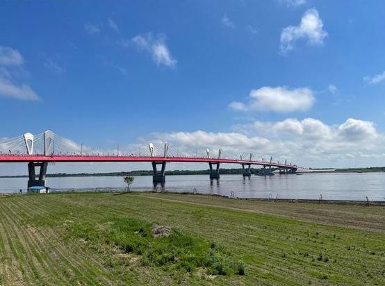 Ρωσία: Εγκαινιάστηκε η πρώτη οδική γέφυρα με την Κίνα (Photo/Video)