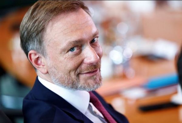 Κρίστιαν Λίντνερ: Από υπουργός Οικονομικών της Γερμανίας… πωλητής μεταχειρισμένων αυτοκινήτων