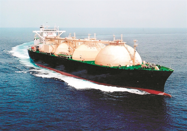 Φυσικό αέριο: Στη «μέγγενη» του ρωσικού LNG η Ευρώπη