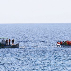 Der Spiegel: Η Κομισιόν στέλνει επιστολή-κόλαφο στην Ελλάδα για το μεταναστευτικό