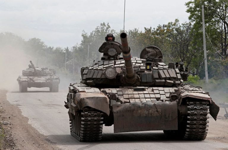 Πόλεμος στην Ουκρανία: Η Γαλλία στέλνει τεθωρακισμένα οχήματα