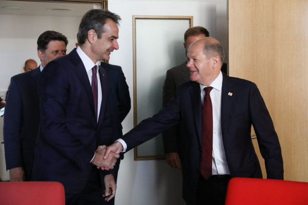 Olaf Scholz: Surprise visit to Thessaloniki and meeting with the Prime Minister