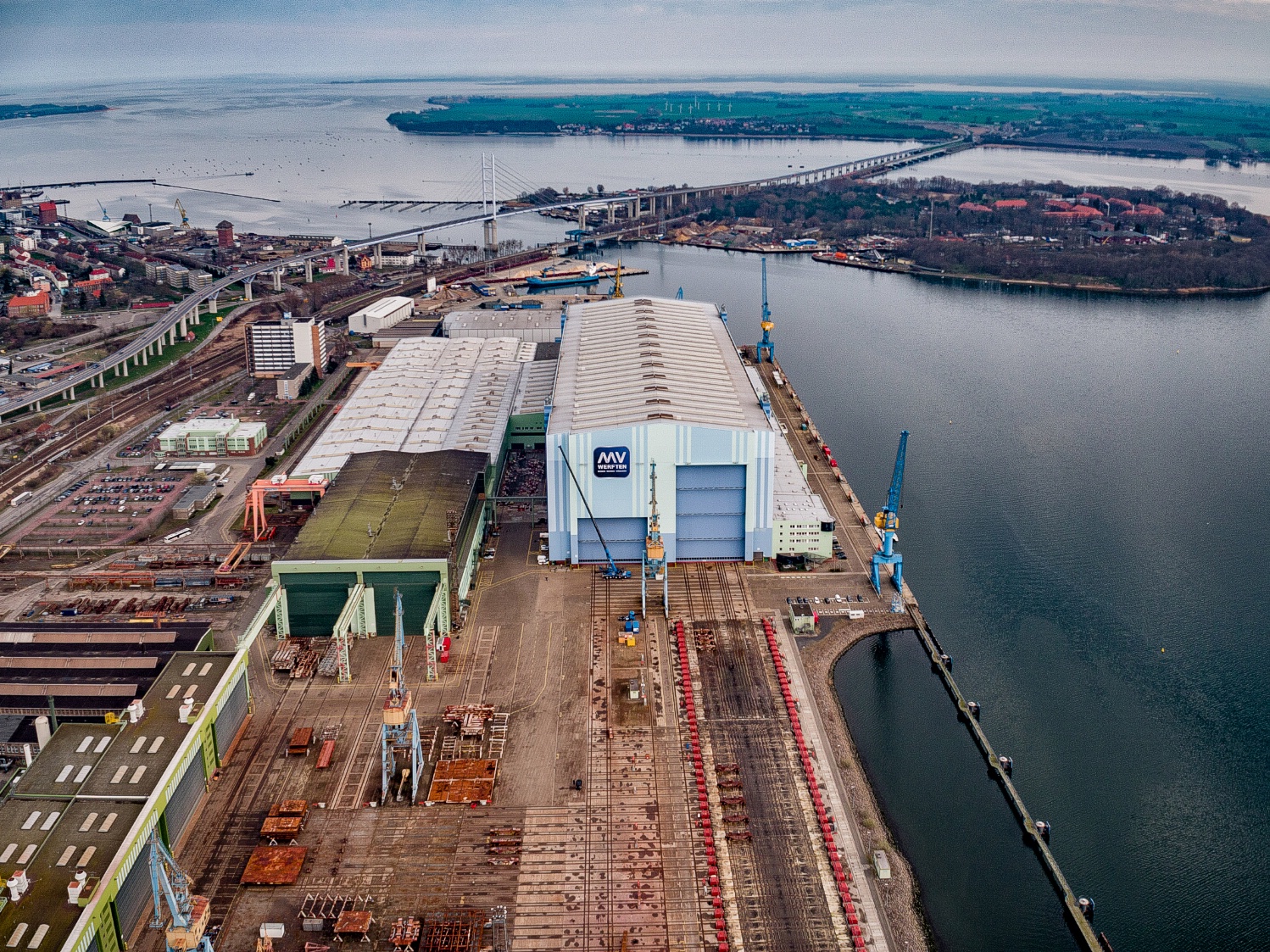 Γερμανική κυβέρνηση: Προσφορά για την αγορά των ναυπηγείων MV Werften