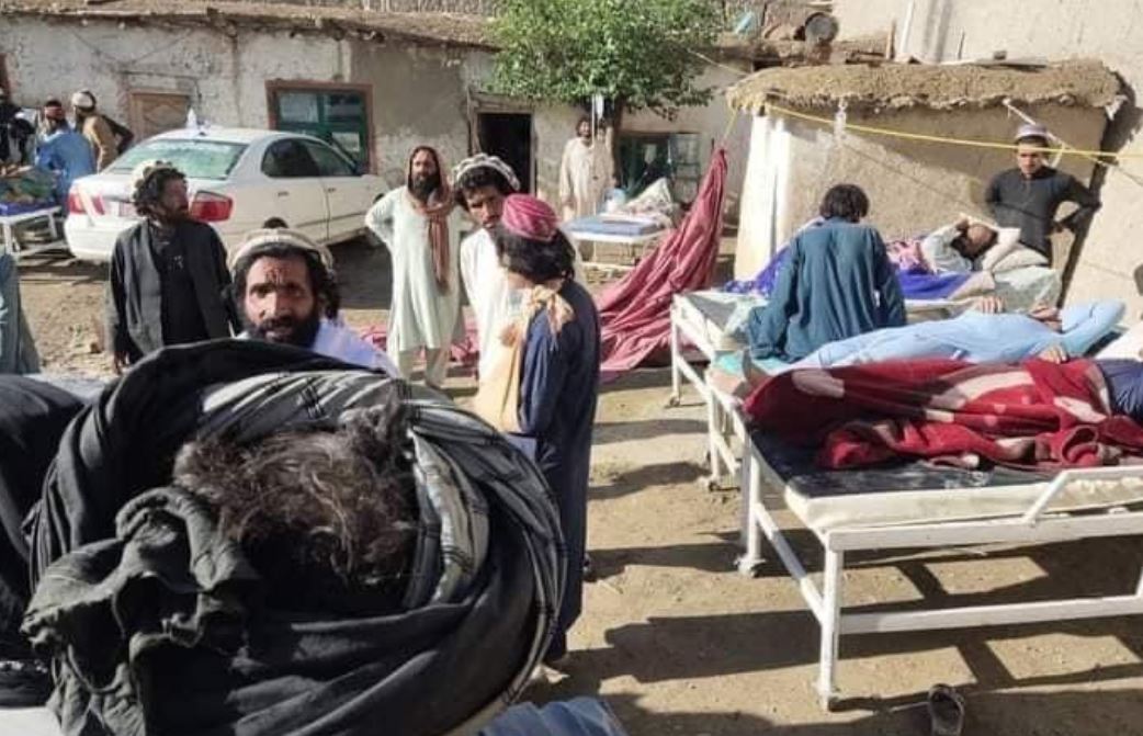 Αφγανιστάν: Στους 950 ο αριθμός των νεκρών από τον σεισμό