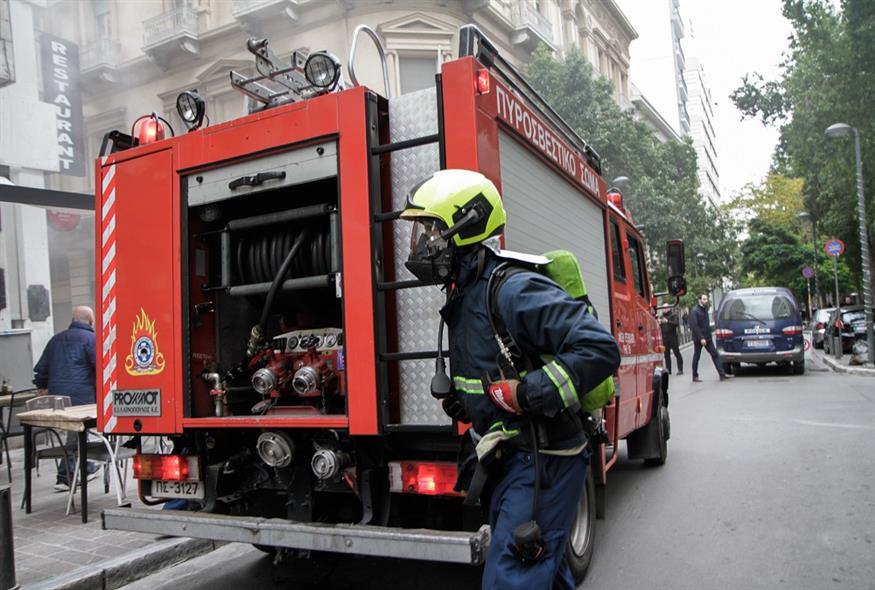 Φωτιά στον Ασπρόπυργο, κινητοποίηση από επίγειες και εναέριες δυνάμεις