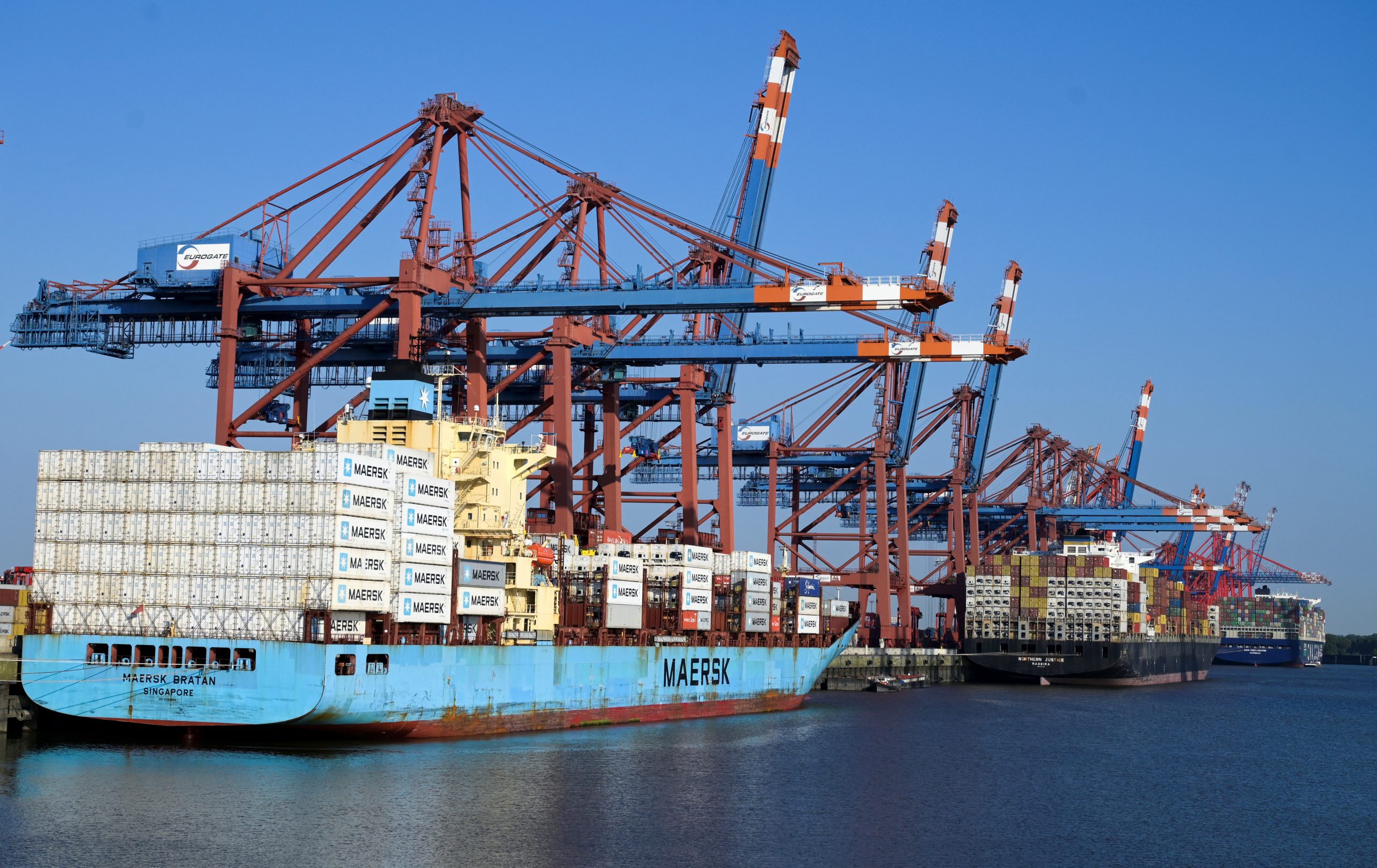 Ναυτιλία: Μηδενικές διαλύσεις στα containerships