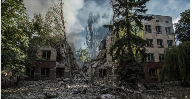 Ουκρανία: Συνεχίζονται οι μάχες στο Λισίτσανσκ – Διαψεύδει το Κίεβο την περικύκλωση της πόλης