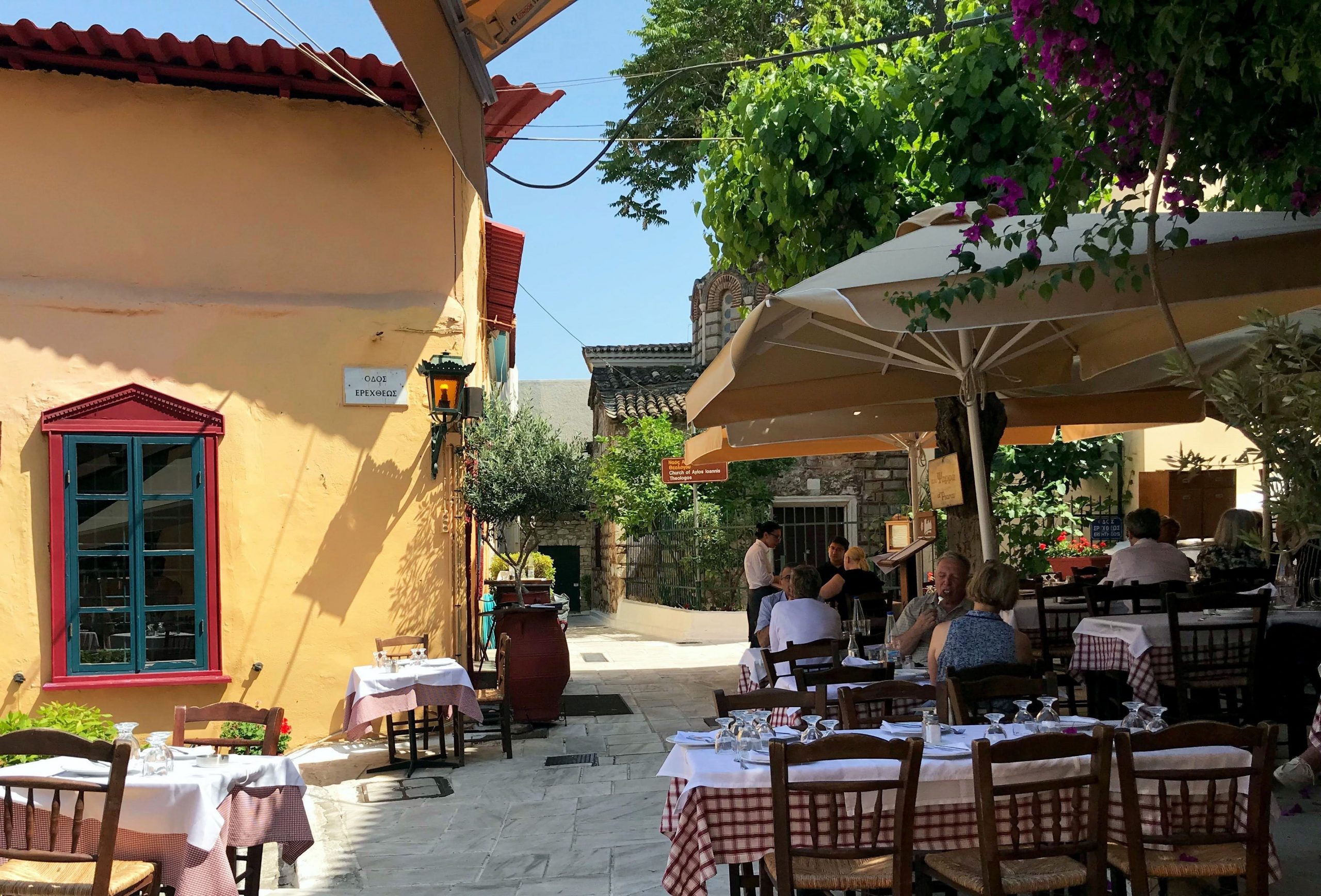 Αθήνα: Στην πρώτη θέση των ευρωπαϊκών πόλεων για τους λάτρεις του φαγητού