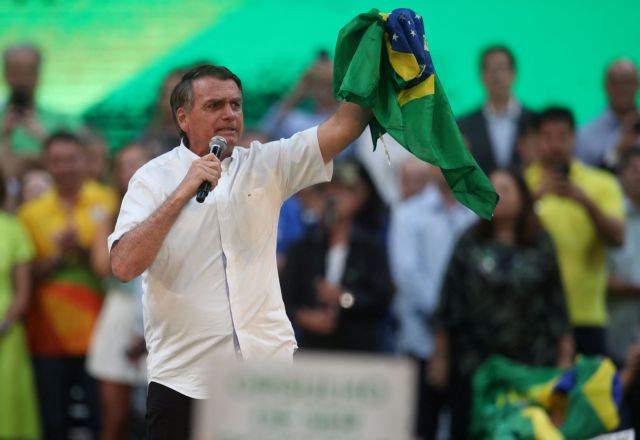 Βραζιλία: Την παραμονή του στον προεδρικό θώκο θα διεκδικήσει ο Μπολσονάρου