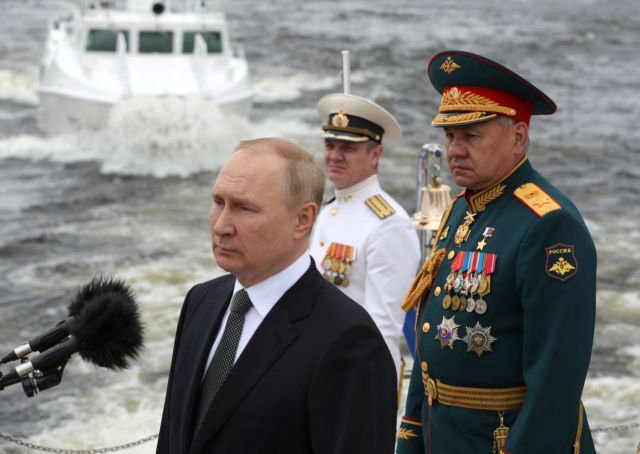 Ρωσία: Νέο ναυτικό δόγμα υπέγραψε ο Πούτιν για την ενίσχυση της επιρροής της χώρας στις διεθνείς θάλασσες