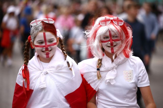 Women’s Euro: Ώθηση στην κατανάλωση και κέρδος για την βρετανική οικονομία από τον αποψινό τελικό