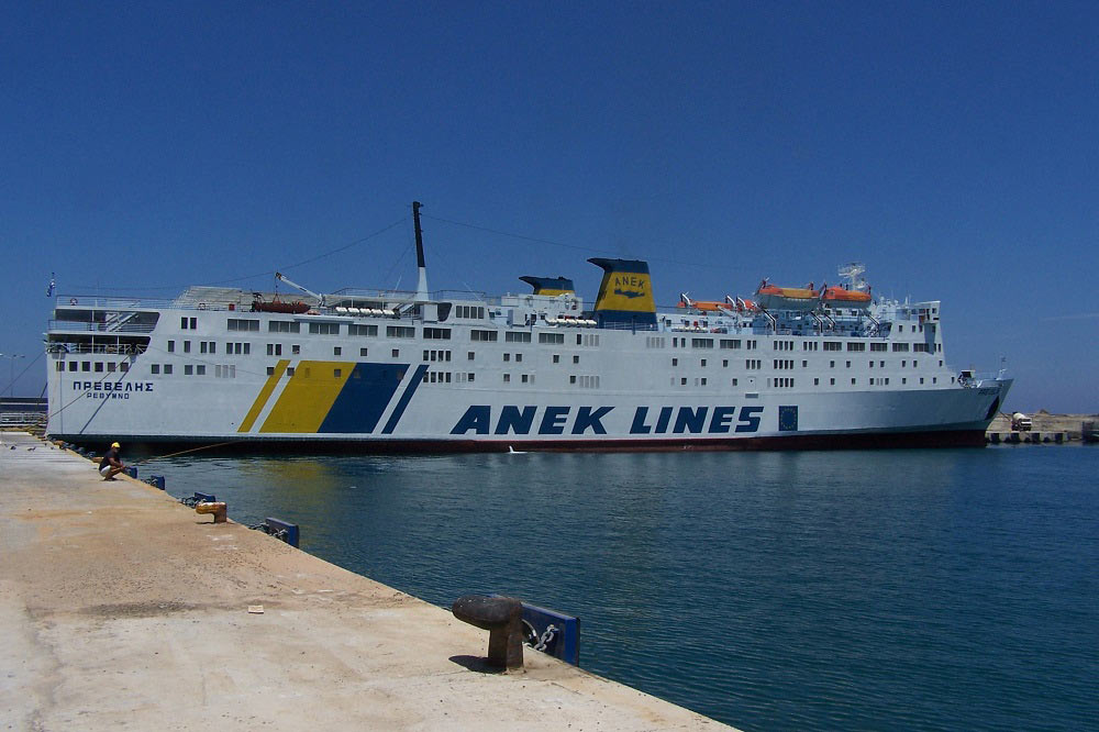 Greek “barren” shipping routes funded from Ministry of Shipping budget