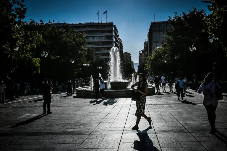 Κλιματική αλλαγή: Δυσοίωνη πρόβλεψη για τριπλασιασμό των «θερμών ημερών» στην Ελλάδα