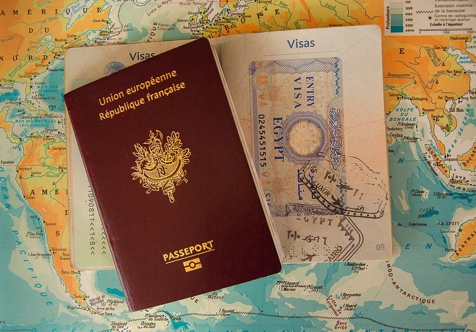 ΗΑΕ: Ανεμπόδιστη είσοδο σε 180 χώρες εξασφαλίζει το διαβατήριό τους