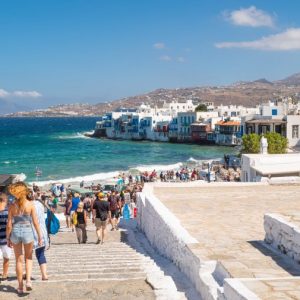 Κικίλιας: Περί το 1,1 εκατομμύρια επιβάτες στα περιφερειακά αεροδρόμια