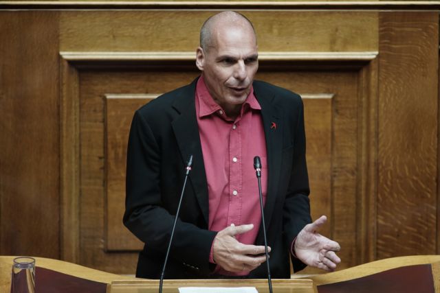 Βαρουφάκης: «Η κυβέρνηση ξοδεύει πολύ περισσότερα από ό,τι θα έπρεπε για επιδοτήσεις»