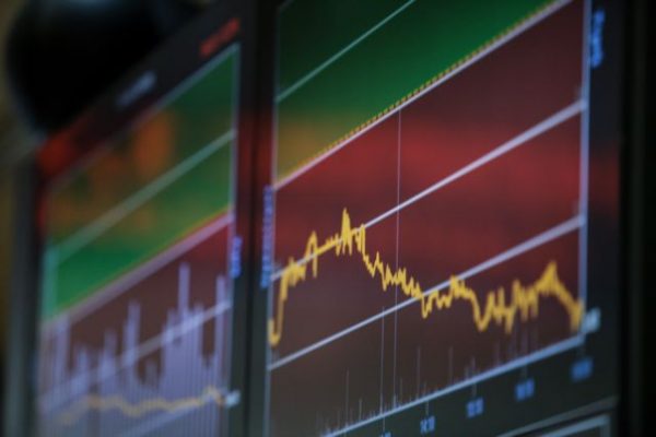 Χρηματιστήριο Αθηνών: Συνεχίζει τα βήματα πίσω