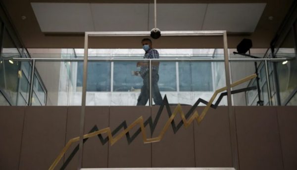 Ο Γενικός Δείκτης επέστρεψε στα υψηλά κίνησης. 14 μετοχές είδαν και νέα υψηλά 52 εβδομάδων