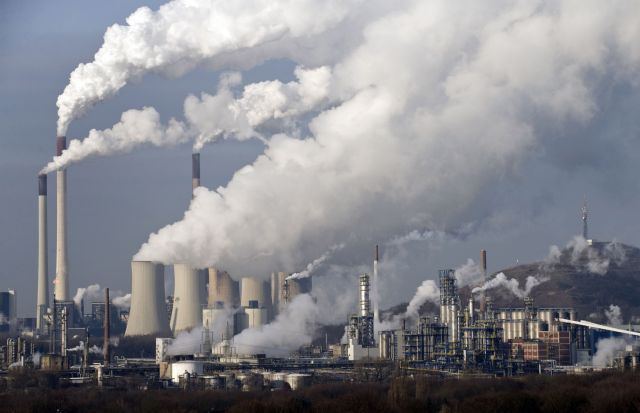 Eurostat: Κάτω από τα προ-Covid επίπεδα οι εκπομπές αερίων του θερμοκηπίου