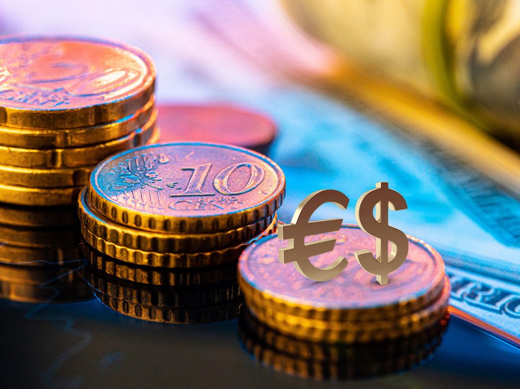 Όταν η σύγκλιση γίνεται απόκλιση: Το ερώτημα της νομισματικής πολιτικής στις δύο όχθες του Ατλαντικού