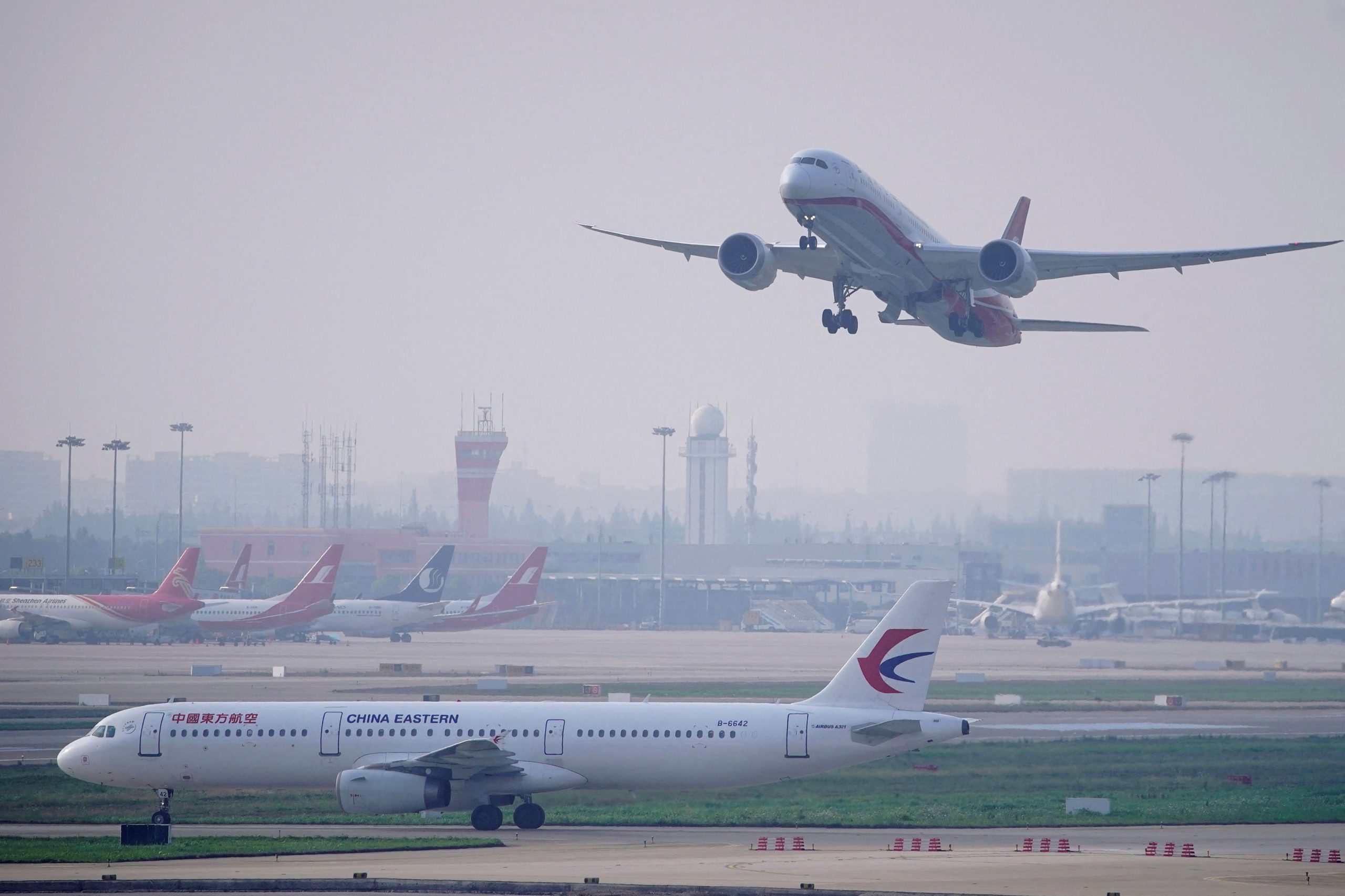 Κίνα: Μεγάλες ζημίες για τις 3 κρατικές αεροπορικές εταιρείες στο β΄τρίμηνο