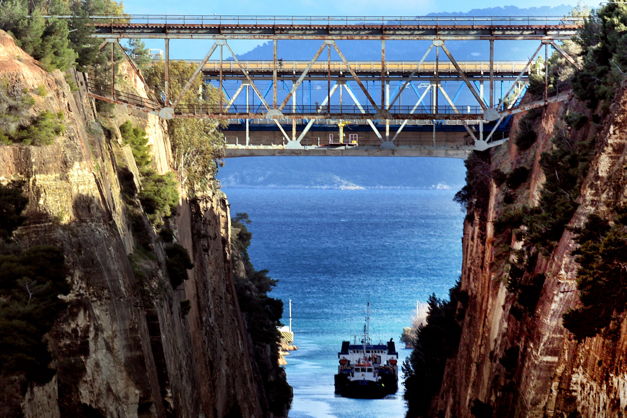 Corinth Canal: Over 1,700 crossings in one month after reopening