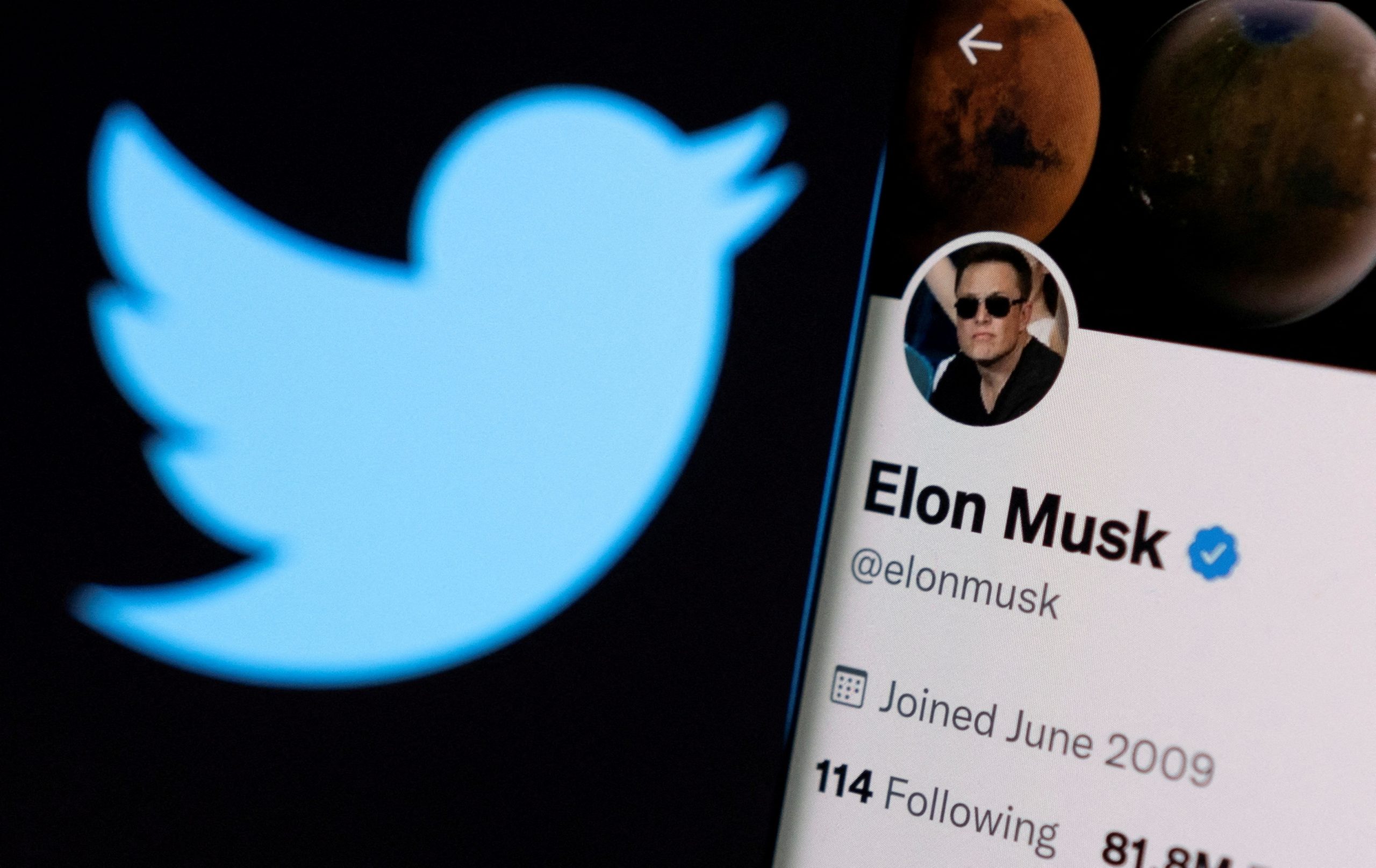 Twitter:  Δημοσκόπηση του Ίλον Μασκ αν πρέπει να παραμείνει CEO