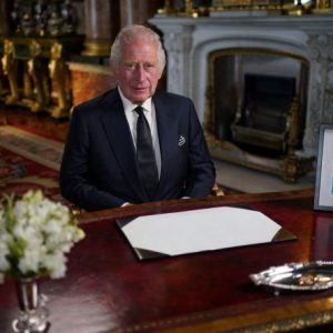 Κάρολος: Ο πρώτος Βρετανός μονάρχης που θα αποκαλύψει τι πληρώνει στην εφορία
