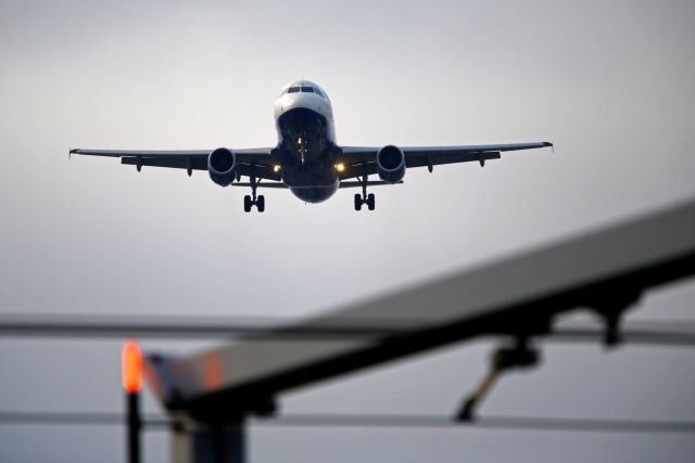 Eurostat: Commercial flights in Greece have returned to pre-pandemic levels