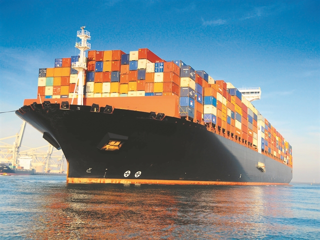 Containers: Η πανδημία φεύγει, οι ναύλοι πέφτουν