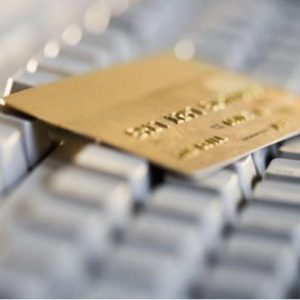 Πιστωτικές κάρτες: Πόσο μειώθηκε η μέση δαπάνη στις συναλλαγές