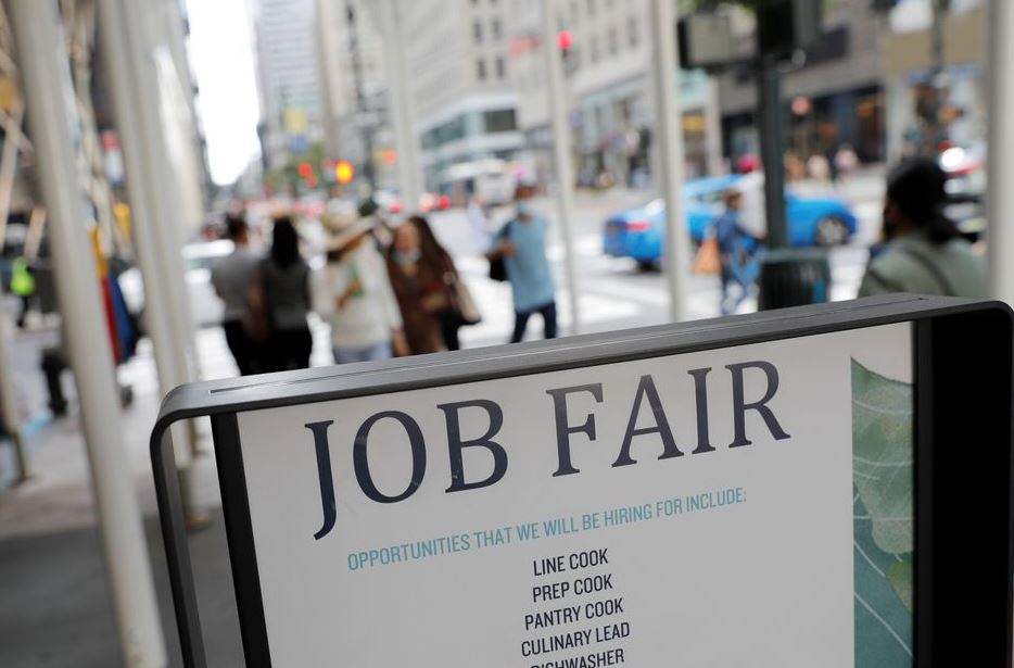 ΗΠΑ: Να υποχώρηση στις αιτήσεις για επιδόματα ανεργίας