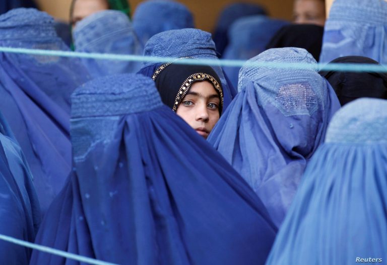 ΟΗΕ: Οι Ταλιμπάν εκφοβίζουν και παρενοχλούν τις γυναίκες εργαζόμενές του