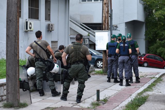 Riot Police Intervene, End Brief Occupation of Law School in Komotini