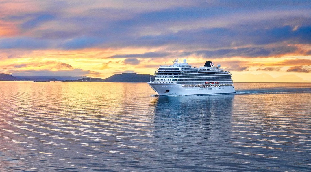 Viking Mars: Viking Ocean Cruises’ newest ship docks in Piraeus