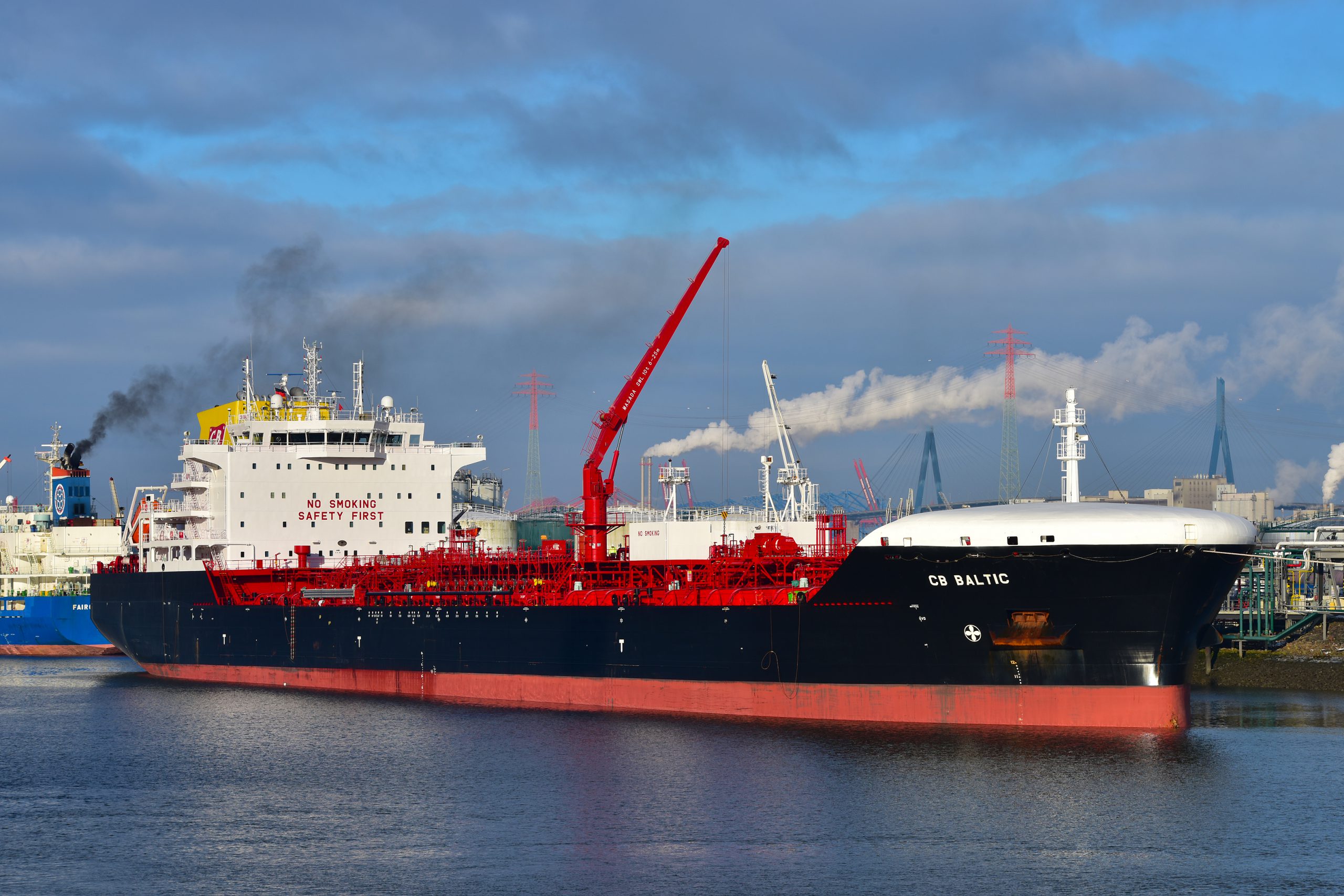 Libra Group: Την Carl Büttner εξαγόρασε η θυγατρική της Lomar Shipping