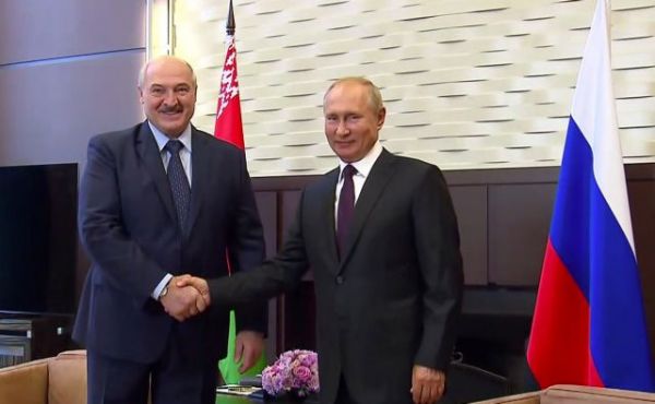 Ουκρανία: Στον πόλεμο και η Λευκορωσία – Συμφωνία Πούτιν με Λουκασένκο