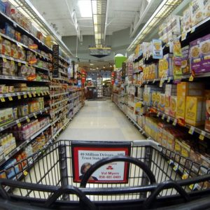 ΕΛΣΤΑΤ: Υποχώρησε ο πληθωρισμός – Καίνε οι τιμές στα τρόφιμα