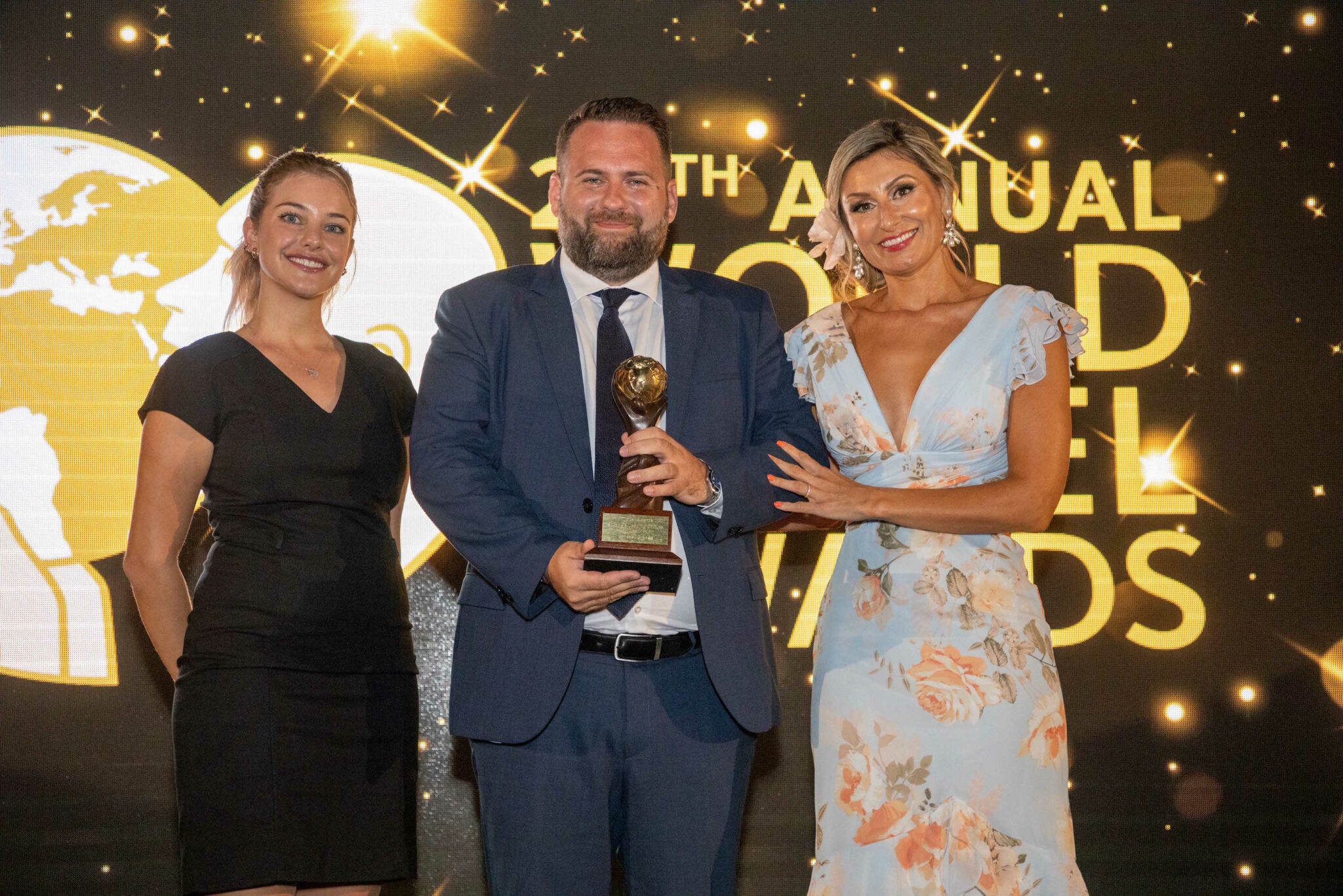 Municipality of Athens gets two awards at tourism “Oscars”