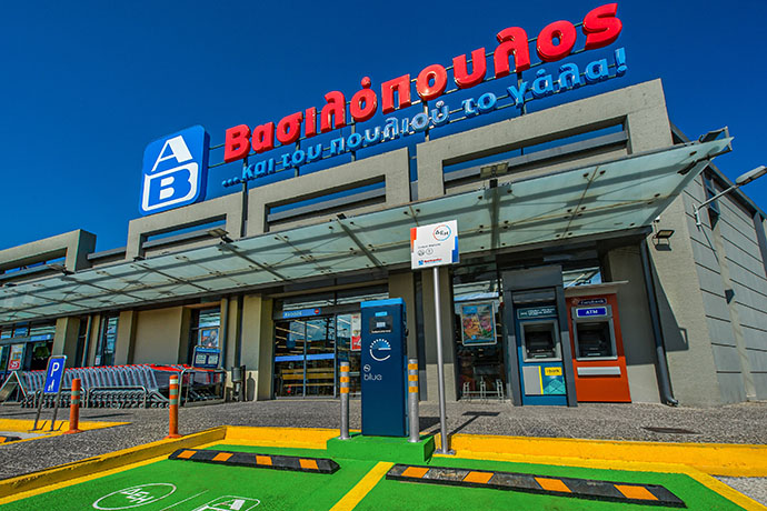 Greek supermarkets: AB Vassilopoulos brand manager emphasizes affordability