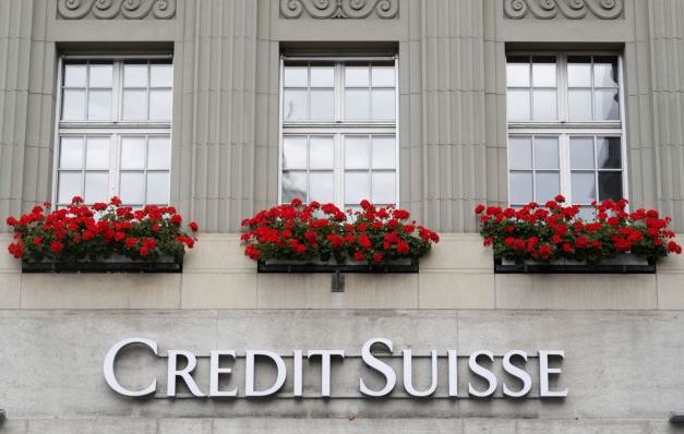 Credit Suisse: Βρήκε «σημαντικές αδυναμίες» στις ανακοινώσεις των οικονομικών στοιχείων της