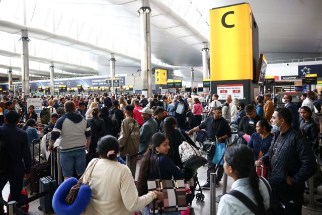 Βρετανία: Εξομαλύνεται η κατάσταση στο αεροδρόμιο Χίθροου – Προς άρση των περιορισμών